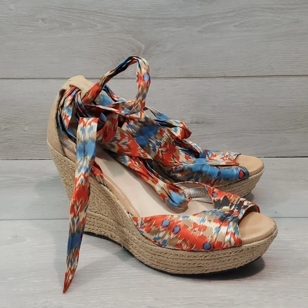 Ugg Australia Lucianna Espadrille Wedge Sandals Lace up Gladiator shoes sz 10